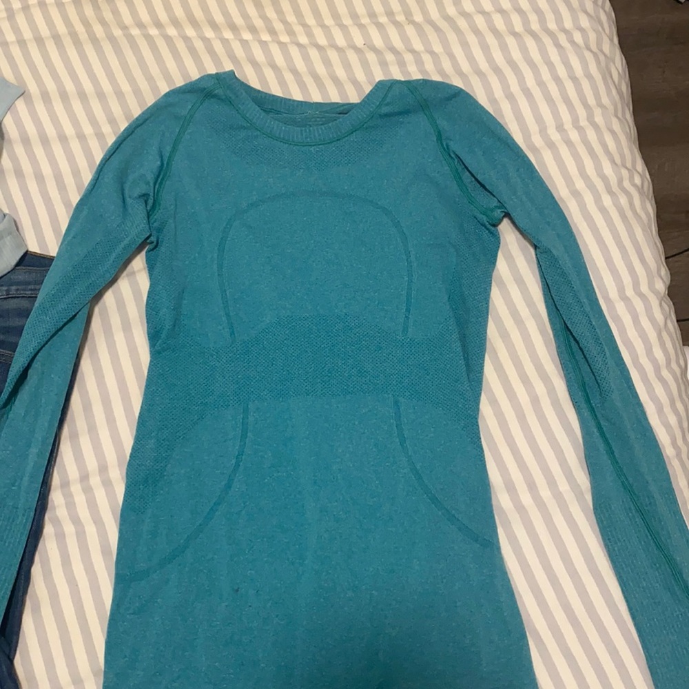 Lululemon Longsleeve shirt